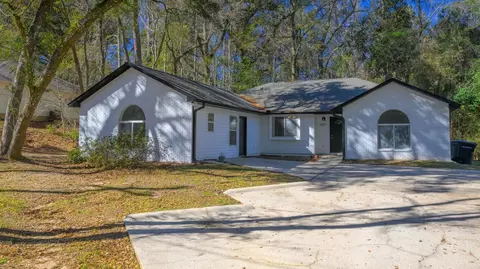 2224 Yaupon Dr, Tallahassee, FL 32303