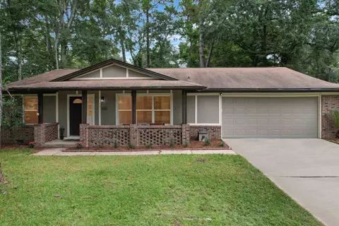 2420 Castletower Rd, Tallahassee, FL 32301