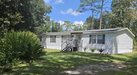17995 Rakestraw Dr, Tallahassee, FL 32310