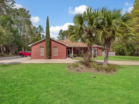 Exterior - 110 Judson Dr, Perry, FL 32348 photo 2 of 4