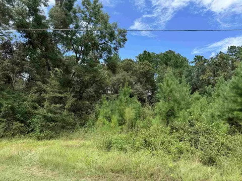 2322 Private Ln, Tallahassee, FL 32305