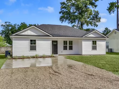 240 Mohave Rd, Crawfordville, FL 32327