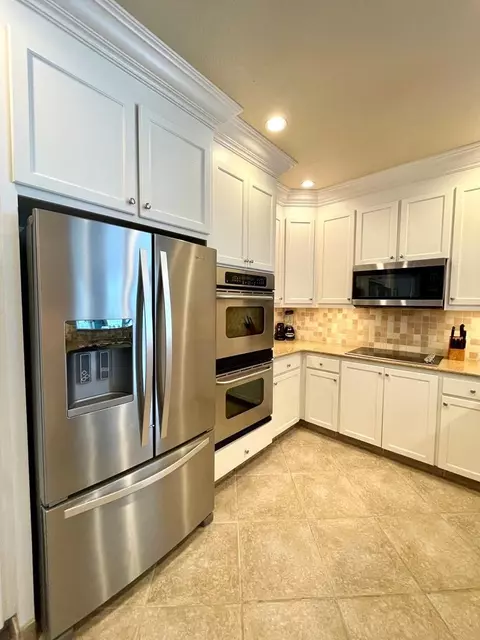 Kitchen - 321 Eagles Way, Carrabelle, FL 32322 photo 1 of 3