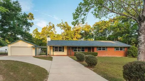 9189 Duggar Rd, Tallahassee, FL 32305