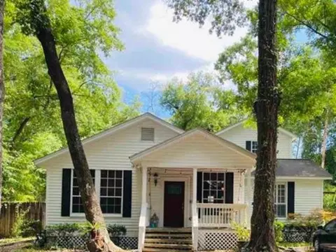 2605 Hayward Dr, Tallahassee, FL 32304