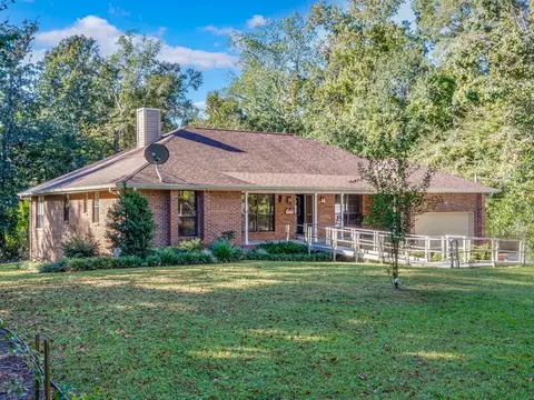 429 Beaver Creek Dr, Havana, FL 32333