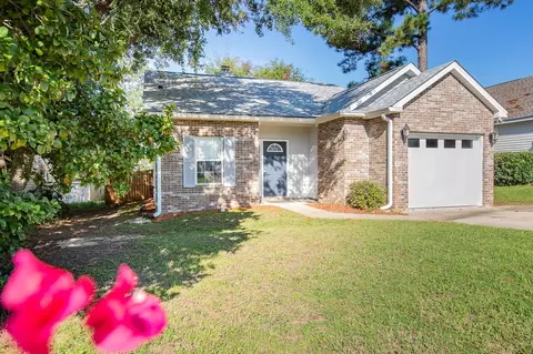 3592 Coyote Creek Dr, Tallahassee, FL 32301