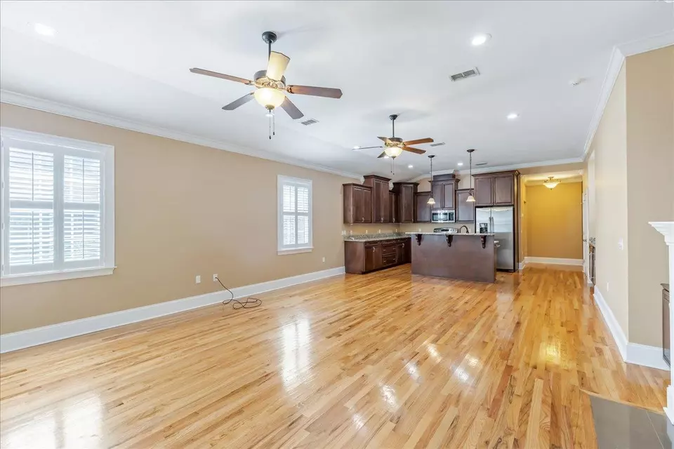 Living - 2594 Halleck Ln, Tallahassee, FL 32312 photo 8 of 8