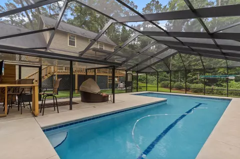 2040 Cynthia Dr, Tallahassee, FL 32303