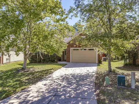 5576 Hampton Hill Cir, Tallahassee, FL 32311