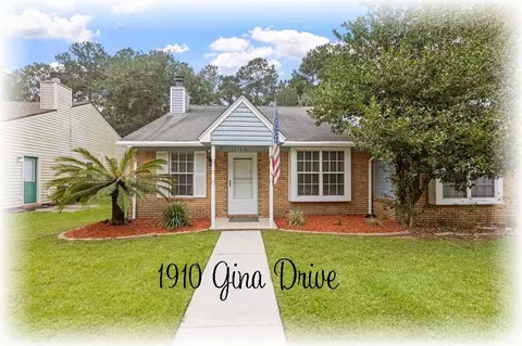 1910 Gina Dr, Tallahassee, FL 32303