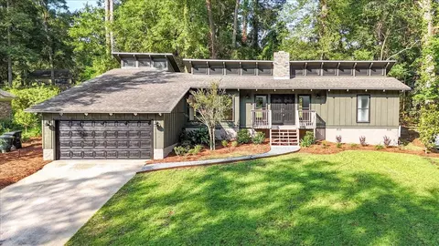 3245 Storrington Dr, Tallahassee, FL 32309