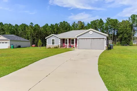 458 Mae Cato Dr, Midway, FL 32343
