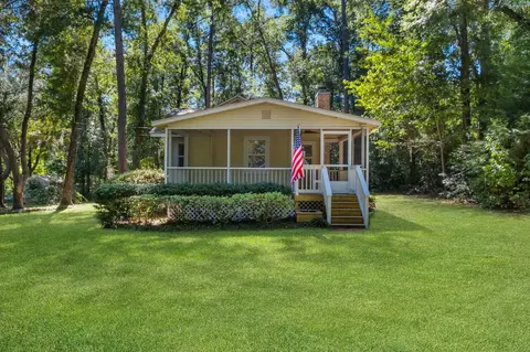 2071 Oscar Harvey Rd, Tallahassee, FL 32310