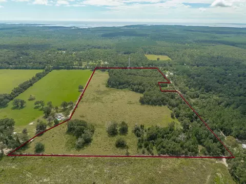 111 Steve Chason Rd, Crawfordville, FL 32327