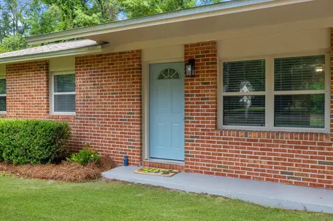 82 Marie Cir, Crawfordville, FL 32327