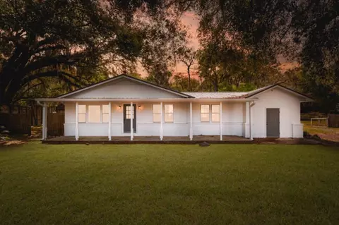 181 E Center St, Perry, FL 32348 photo 1