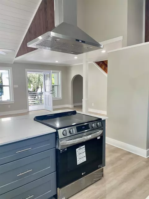 Kitchen - 30 City Park, Saint Marks, FL 32355 photo 2 of 4