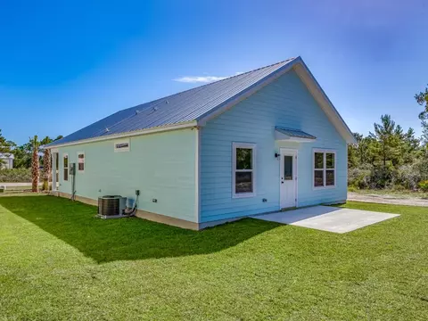 240 Ante Beppum Loop, Carrabelle, FL 32322 photo 3