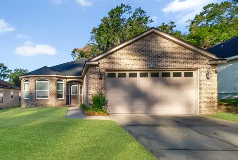 2410 Ludmila Ln, Tallahassee, FL 32303