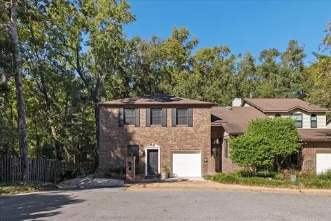 1451 Denholm Dr, Tallahassee, FL 32308