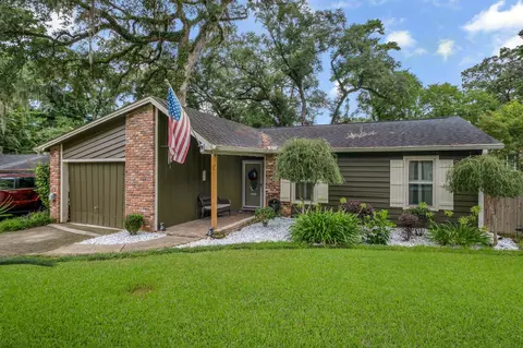 2134 Longview Dr, Tallahassee, FL 32303
