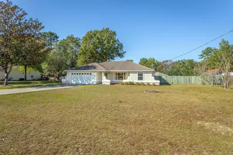 26 Shadow Oak Cir, Crawfordville, FL 32327