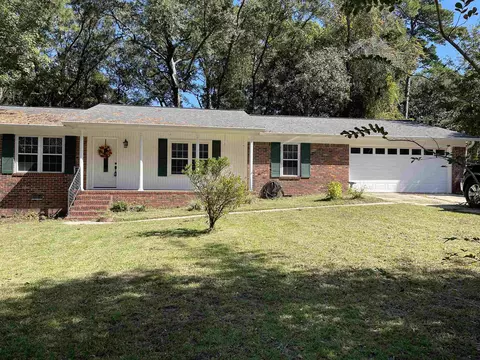 2361 Braeburn Cir, Tallahassee, FL 32309