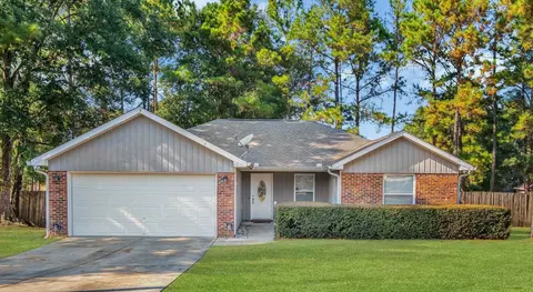 60 Loblolly Cir, Midway, FL 32343