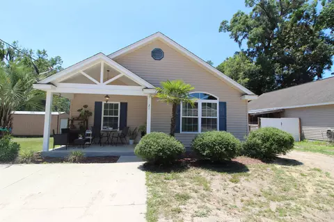 21 Shawnee Trl, Crawfordville, FL 32327