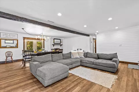 Living - 319 Sunset Ln, Perry, FL 32348 photo 1 of 1
