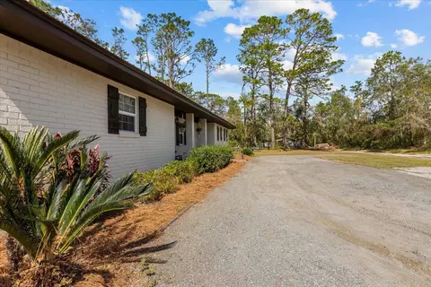 Exterior - 319 Sunset Ln, Perry, FL 32348 photo 2 of 5