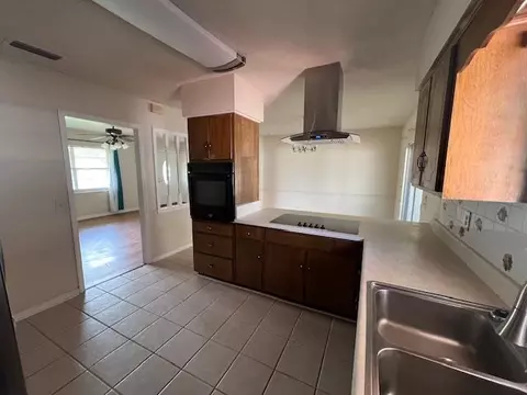 Kitchen - 287 NE Jay St, Madison, FL 32340 photo 1 of 2