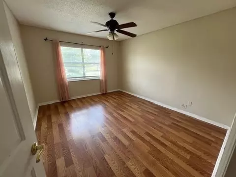 Bedroom - 287 NE Jay St, Madison, FL 32340 photo 1 of 2