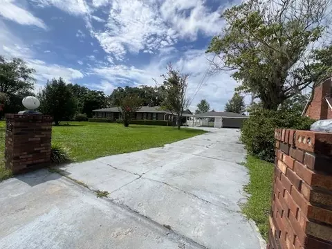 Exterior - 287 NE Jay St, Madison, FL 32340 photo 9 of 12