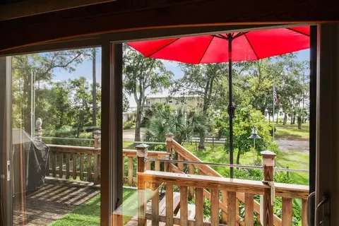 Exterior - 103 River Dr, Panacea, FL 32346 photo 8 of 10