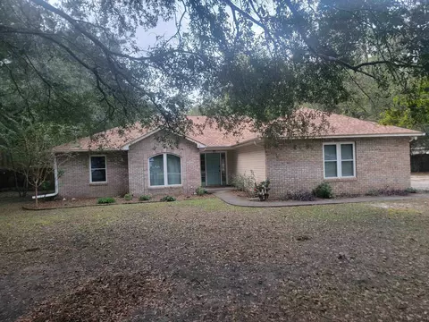 199 Mulberry Cir, Crawfordville, FL 32327