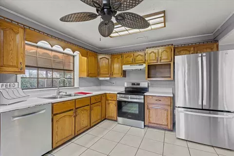 710 W Green St, Perry, FL 32348 photo 31