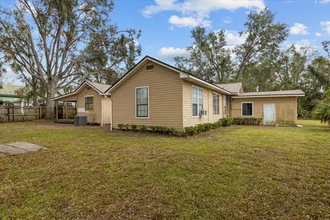 710 W Green St, Perry, FL 32348 photo 11