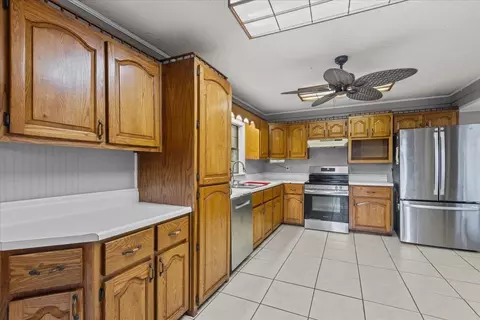 710 W Green St, Perry, FL 32348 photo 30