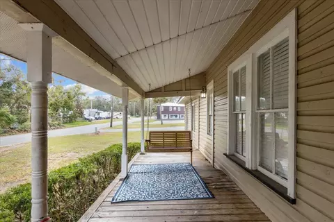710 W Green St, Perry, FL 32348 photo 10