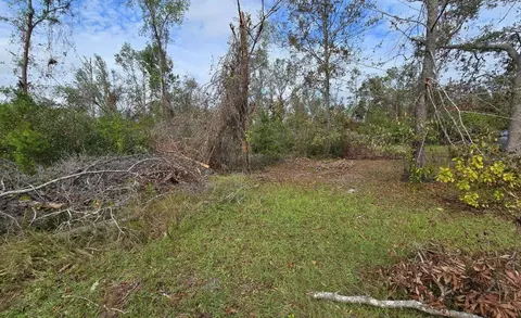 4899 W Hampton Springs Rd, Perry, FL 32348 photo 9