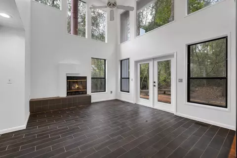 1612 Folkstone, Tallahassee, FL 32312