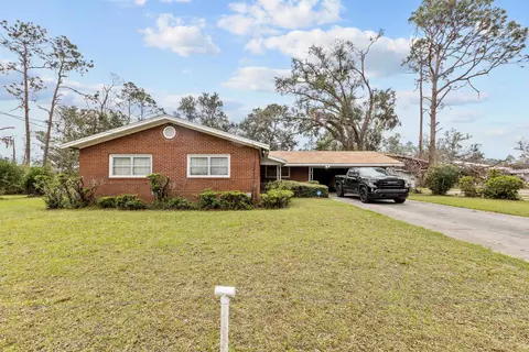 105 Clifford Ln, Perry, FL 32347