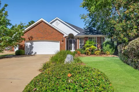3006 Sawgrass Cir, Tallahassee, FL 32309