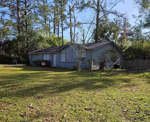 2321 Southampton Dr, Tallahassee, FL 32311