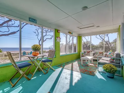 1274 Alligator Dr, Alligator Point, FL 32346