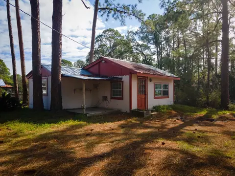 101 Mashes Sands Rd, Panacea, FL 32346