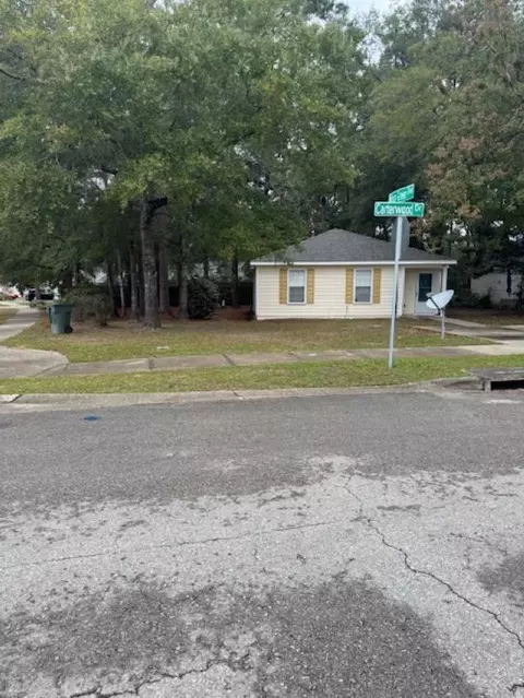 300 Carterwood Dr, Tallahassee, FL 32305