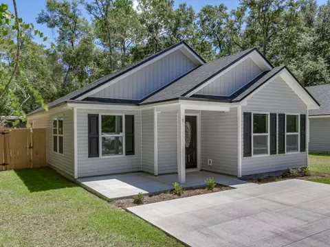 108 Spokan Trl, Crawfordville, FL 32327
